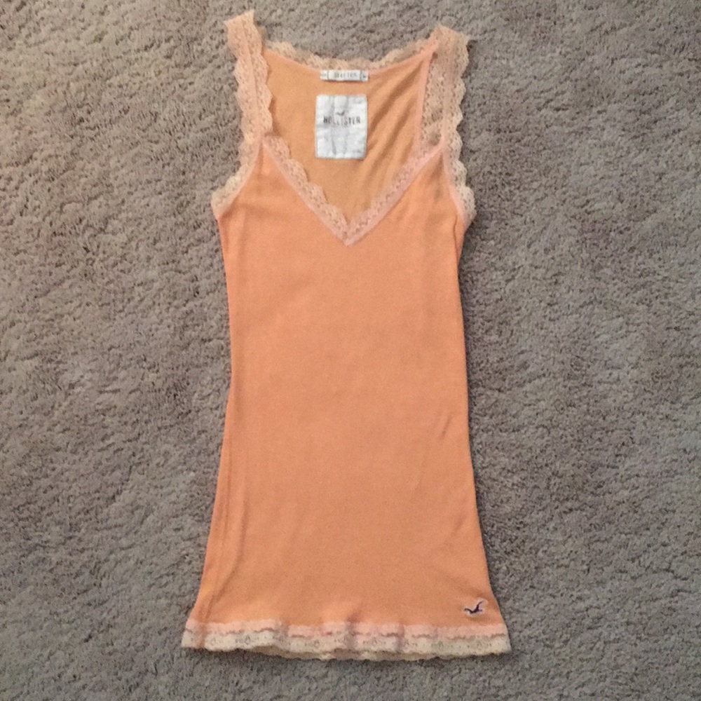 Hollister tank